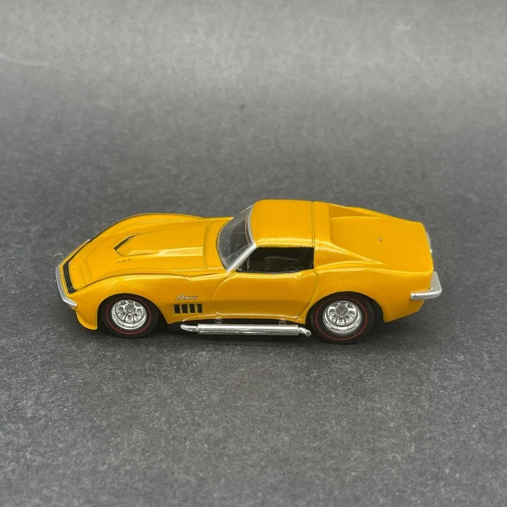 Jada‎ Dub City 1969 '69 Chevrolet Chevy Corvette ZL-1 Car Yellow Diecast 1/64